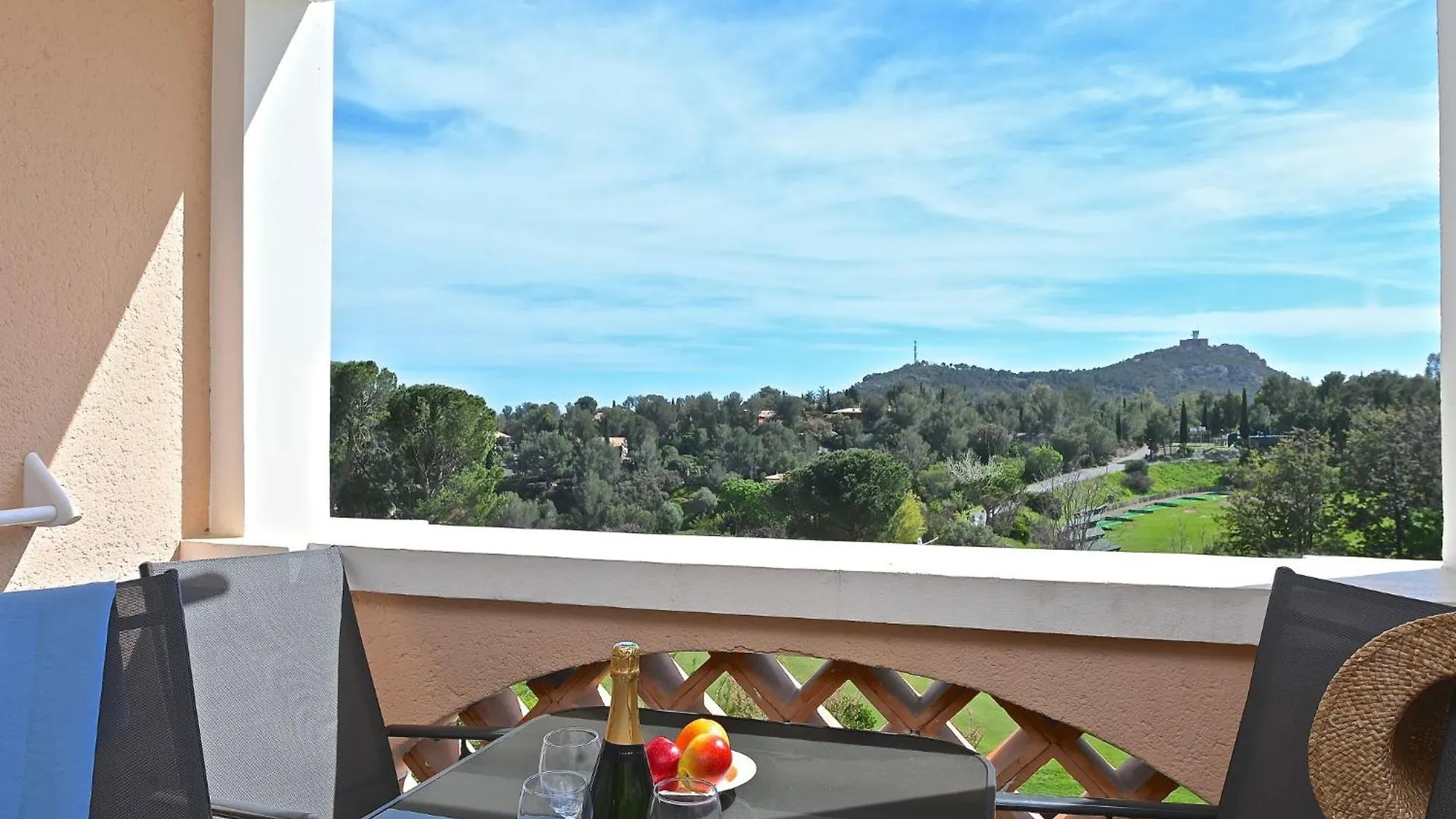 Studio Village Cap Esterel - L'Esquinade-89 By Interhome Saint-Raphaël 0*,  Francie